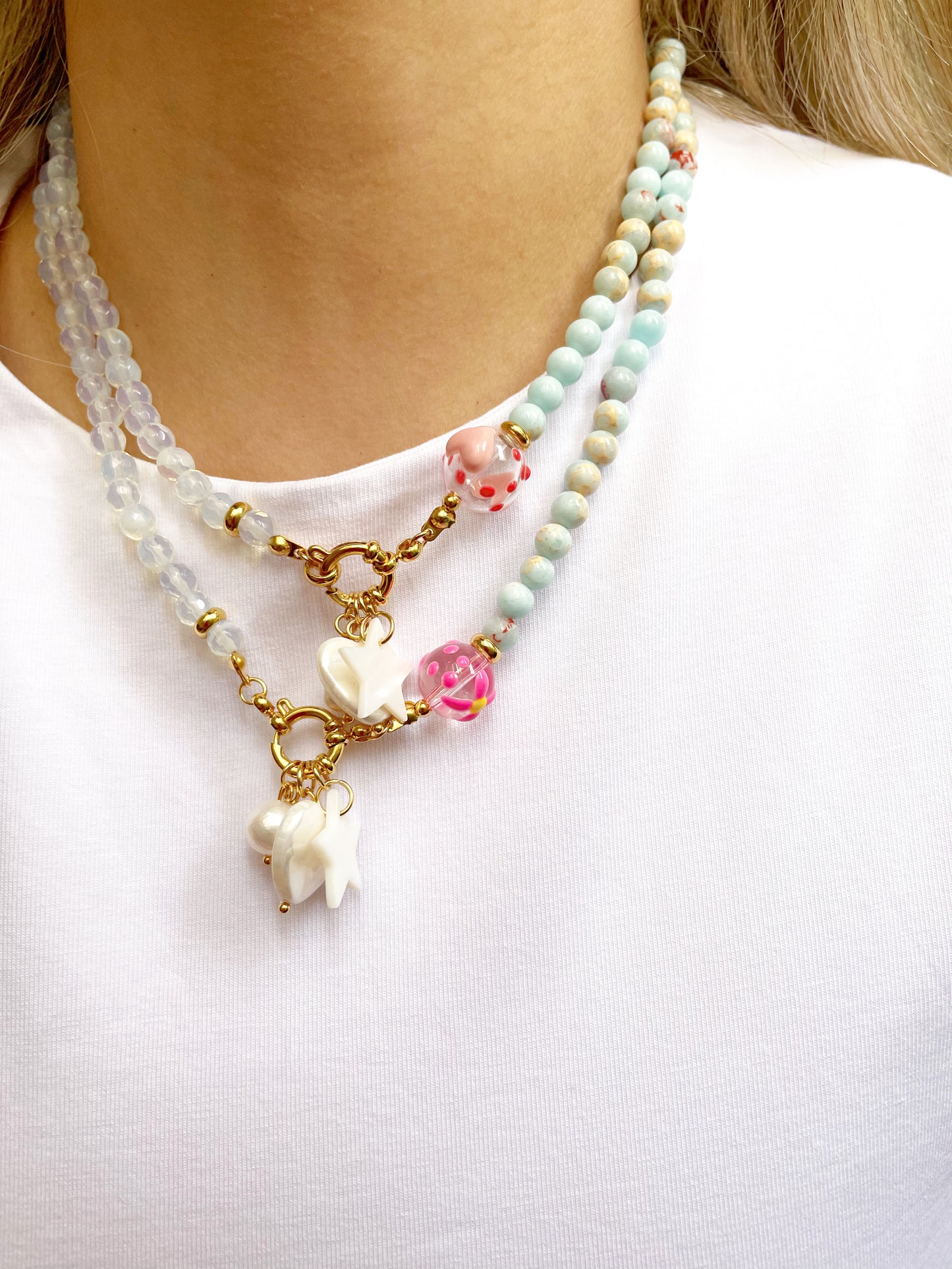 Collar ópalo, con triple charm(s)