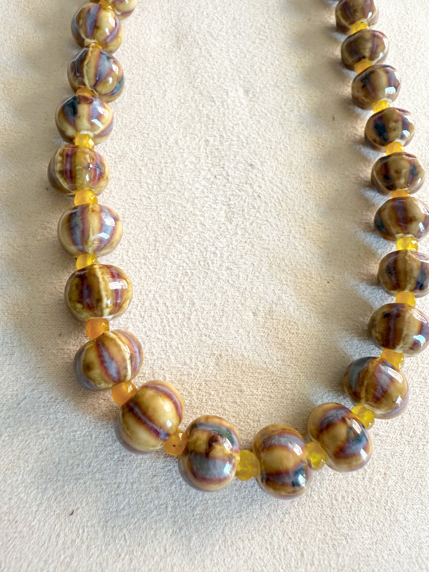 Collar de cerámica