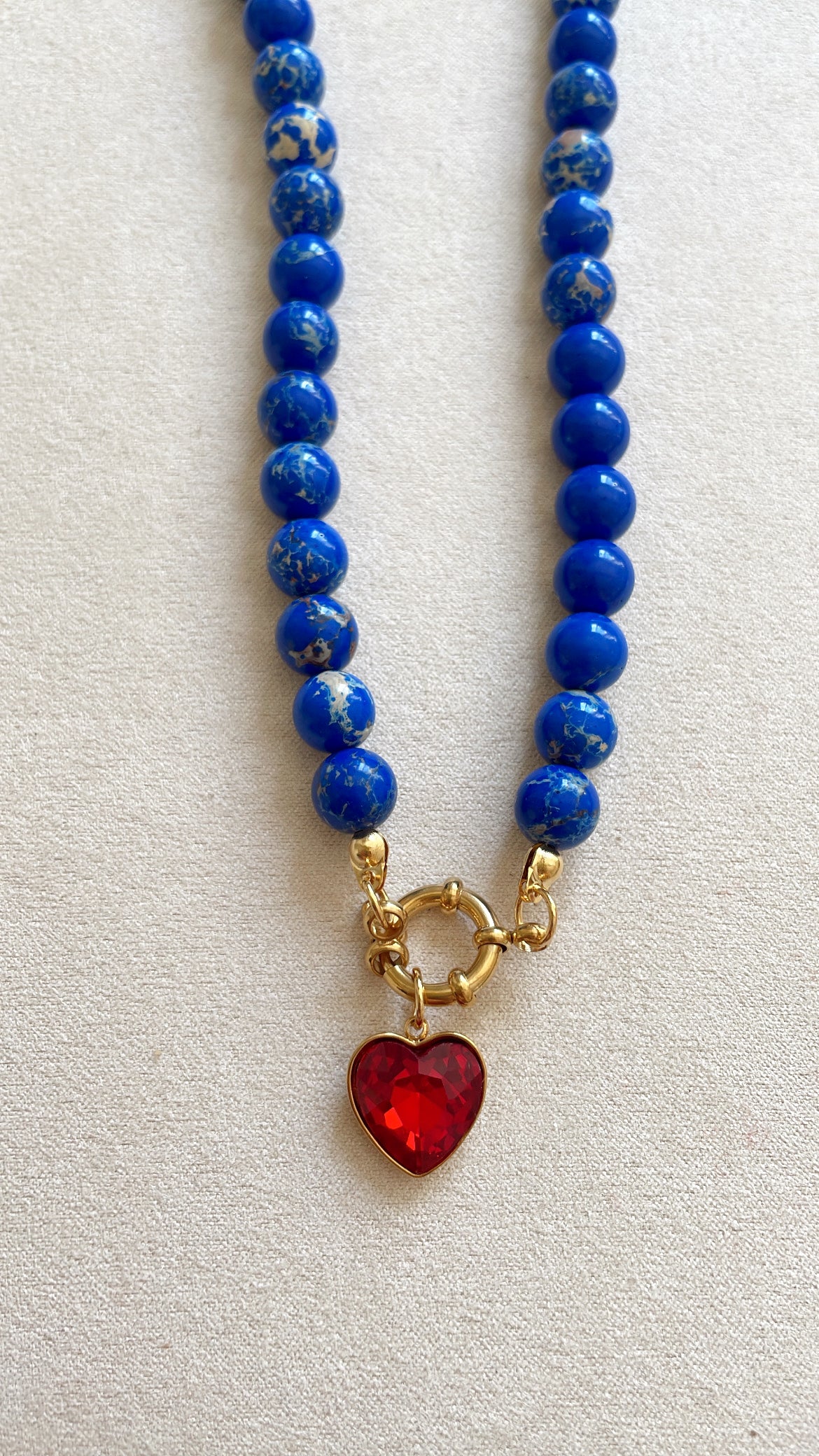 Collar azul & rojo