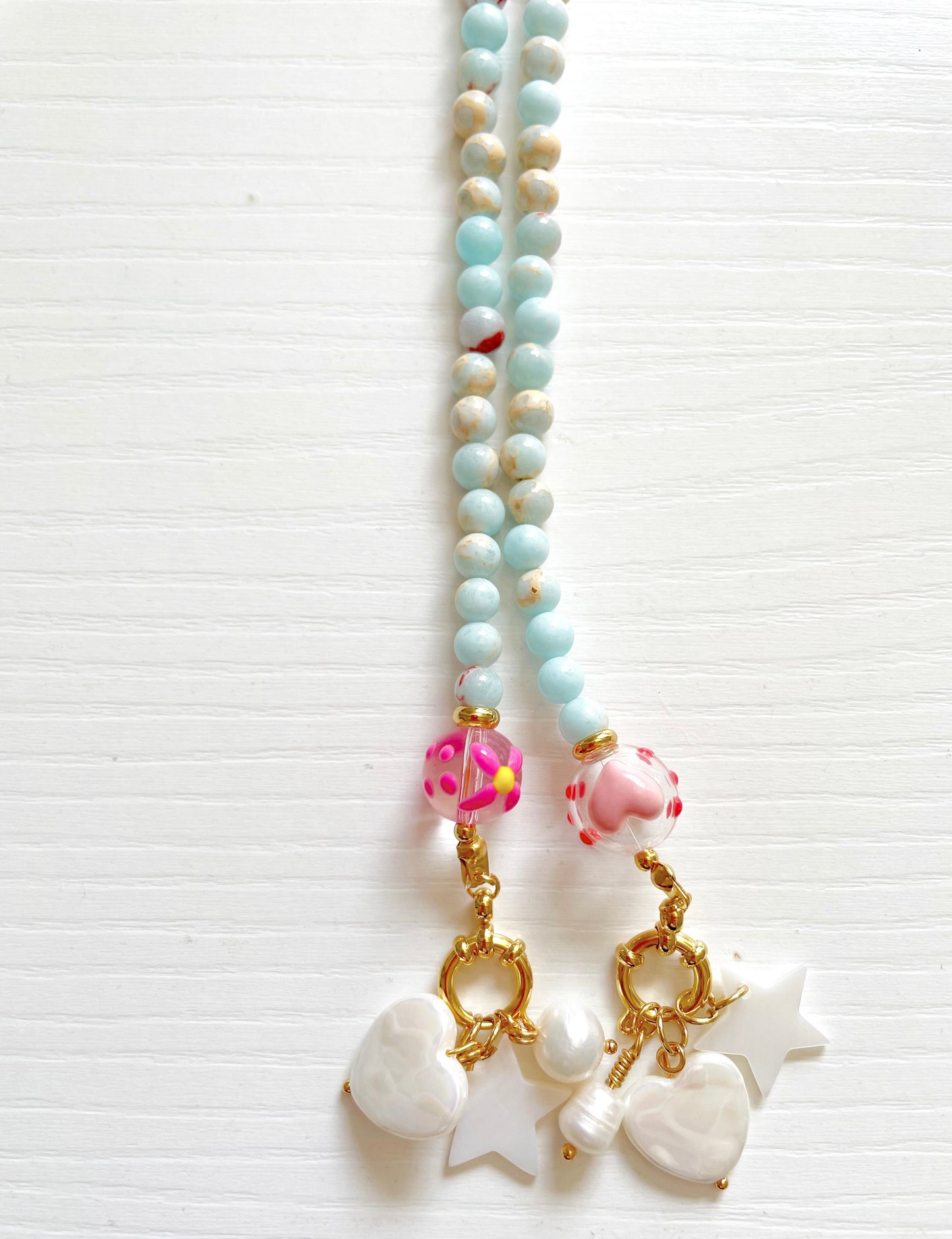 Collar ópalo, con triple charm(s)