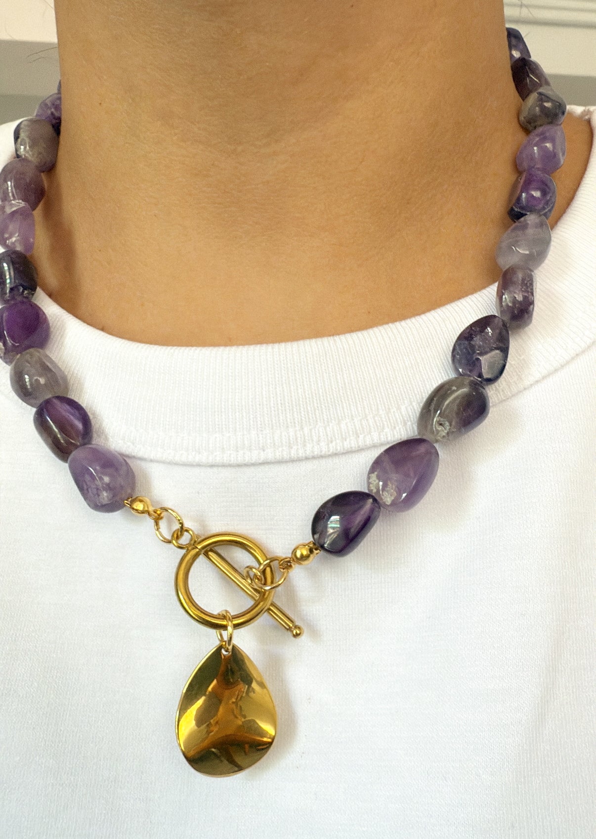 Collar amatista con broche