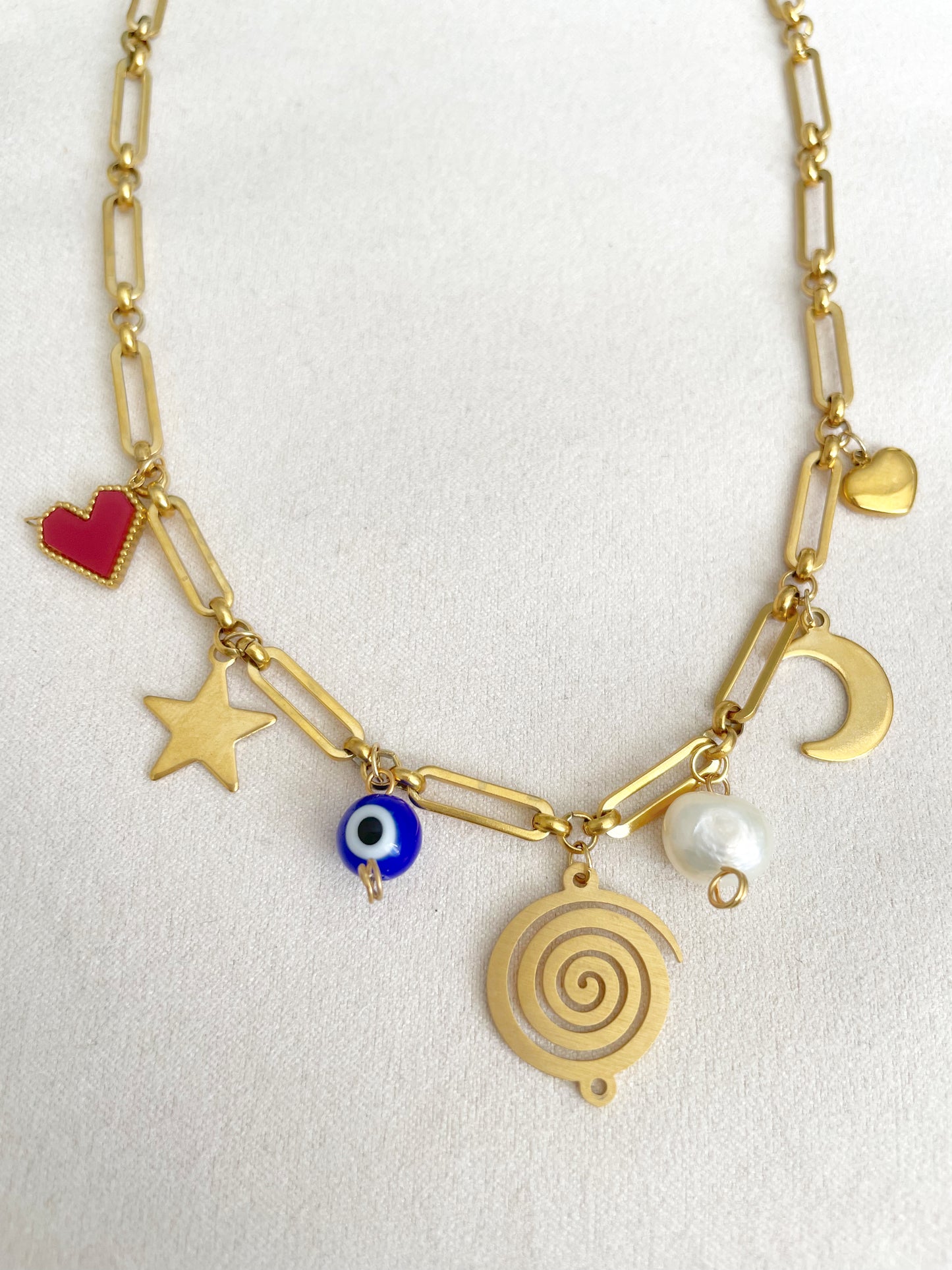 Collar 7 charms✨✨