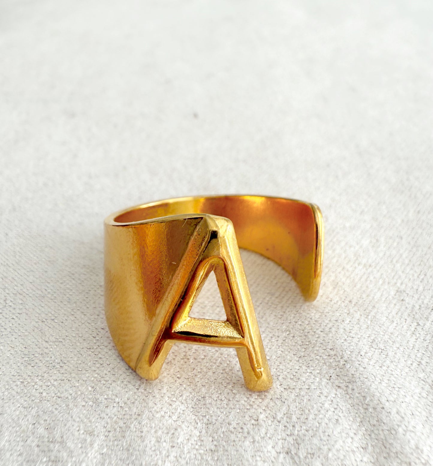 Anillos con inicial