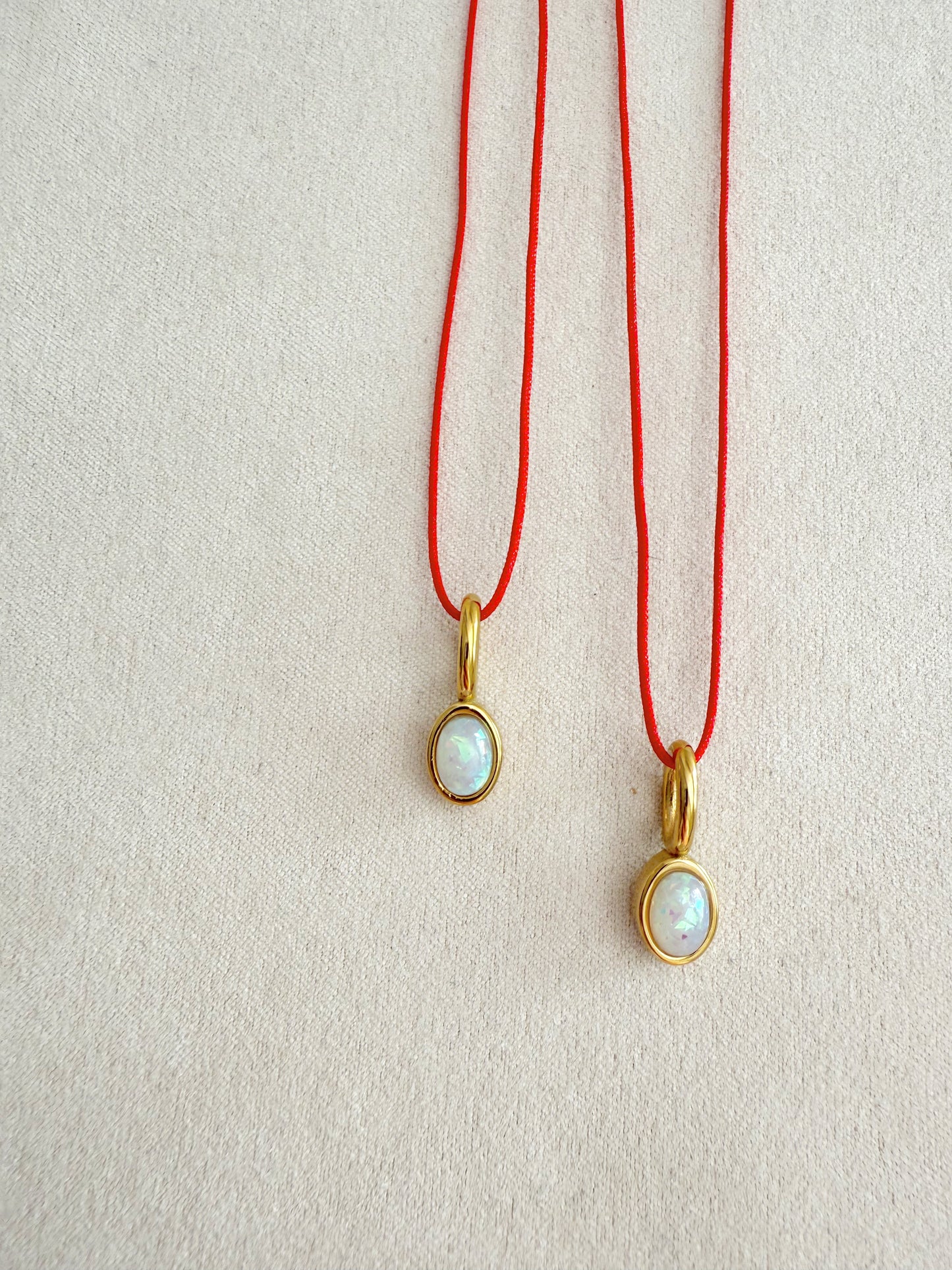 NEW IN💫 hijitos rojos (protección)