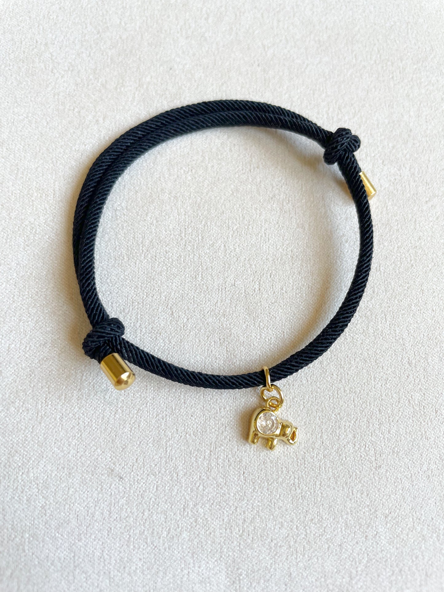 Pulserita de protección en negro