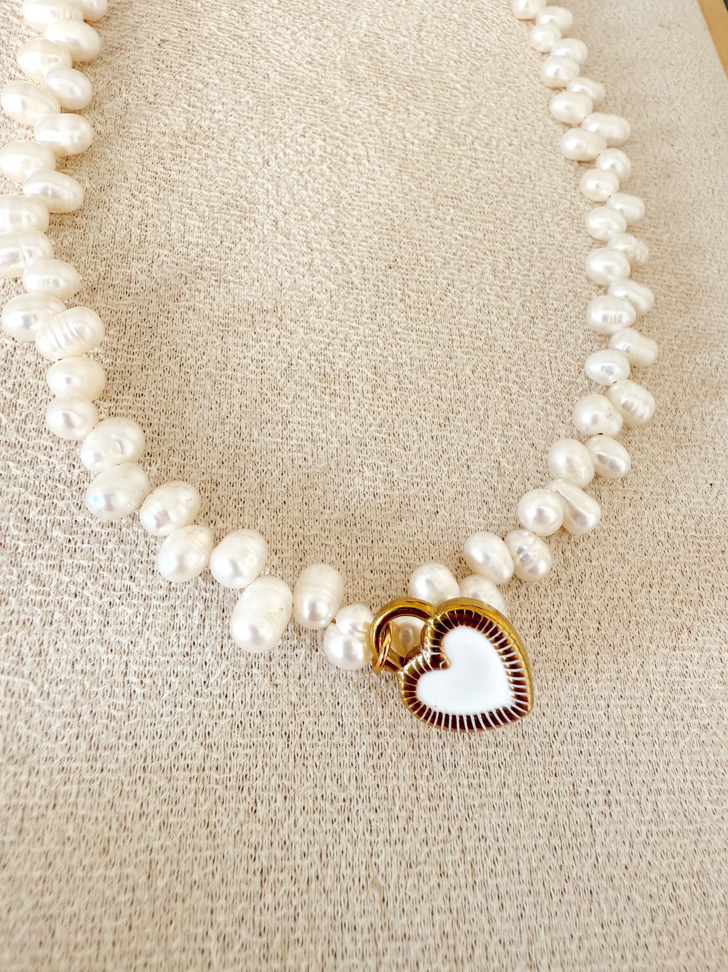 Perlas y corazón doble