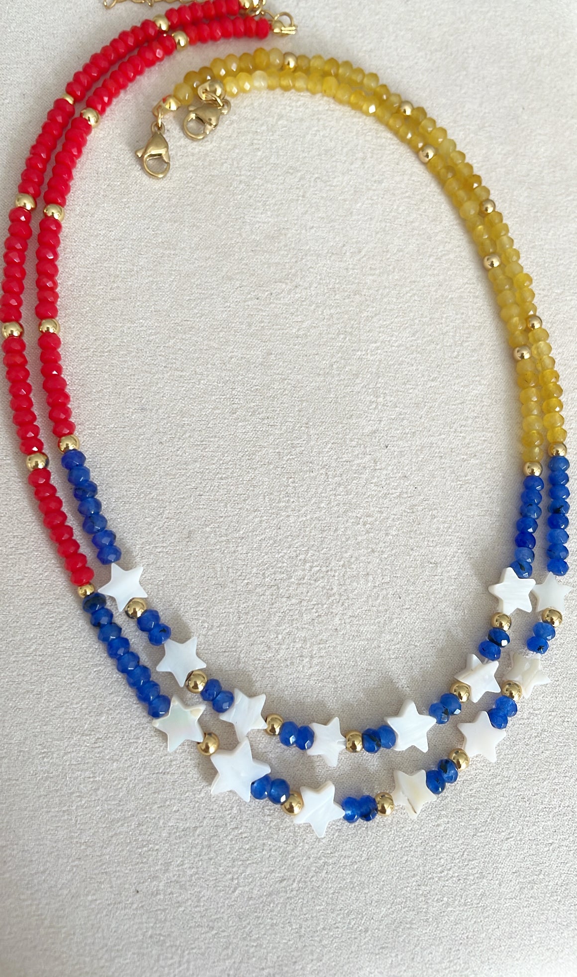 Collar tricolor 💛💙❤️