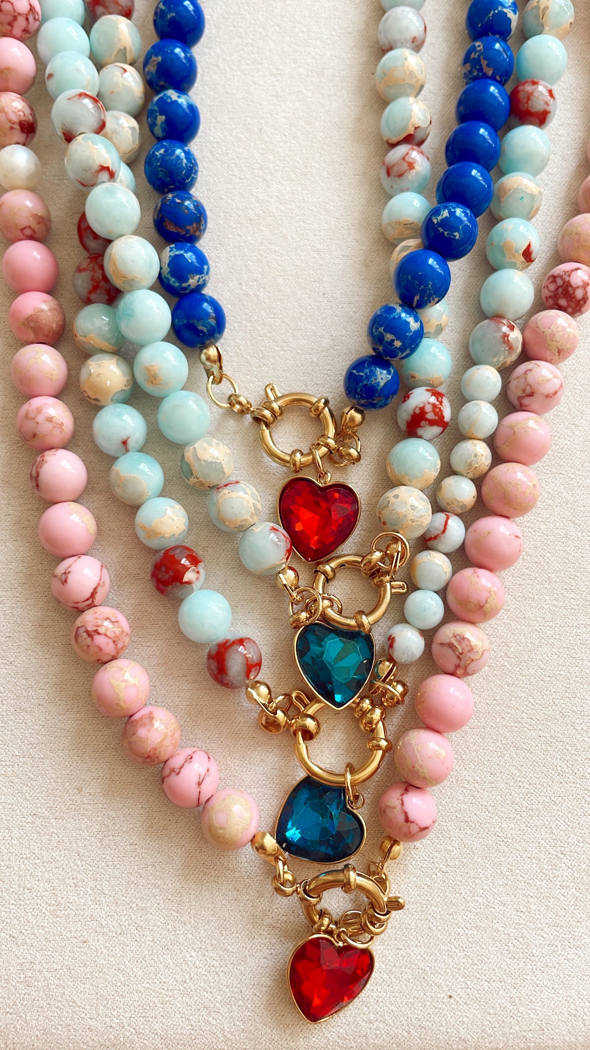 Collar azul & rojo