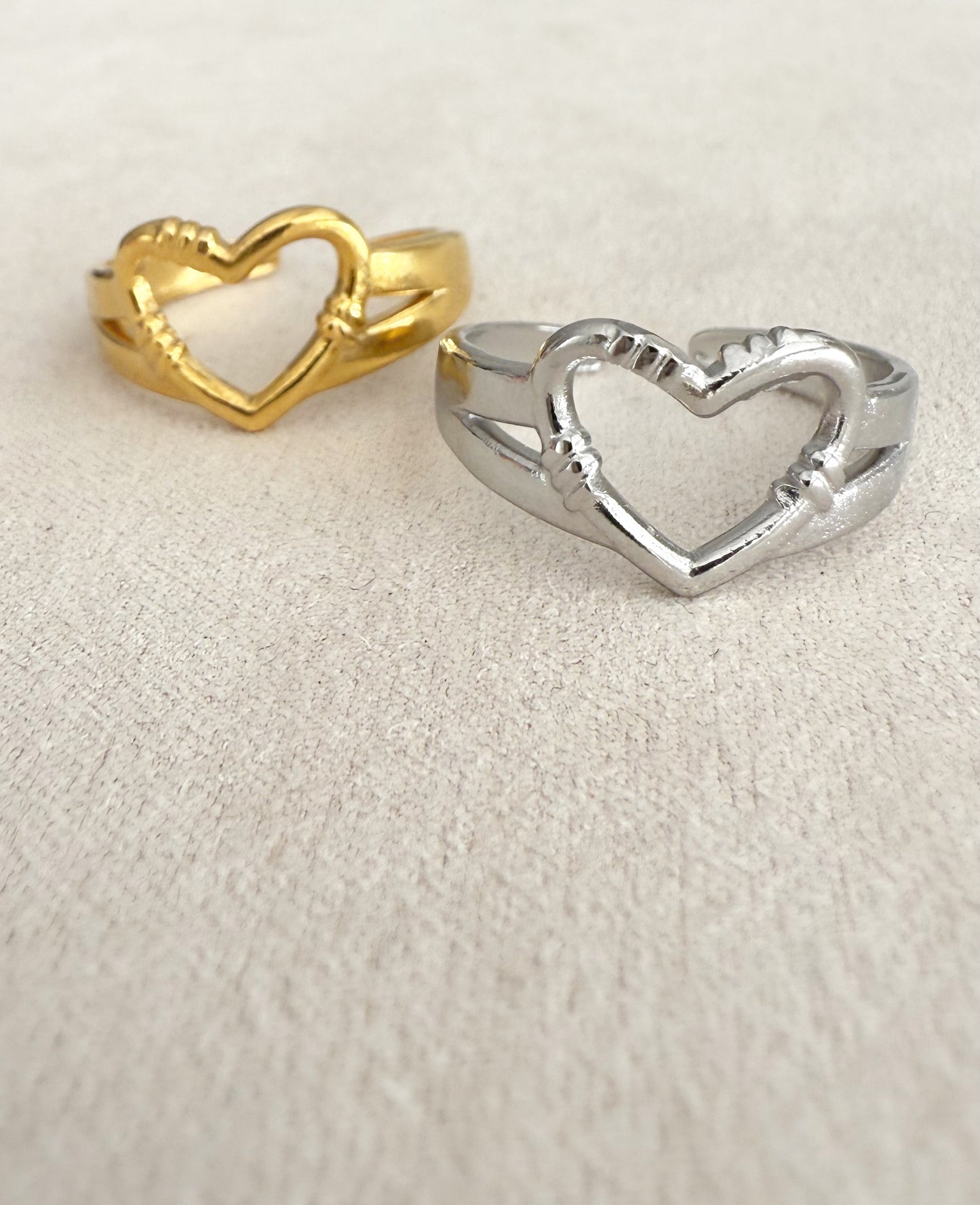 Anillo corazón.