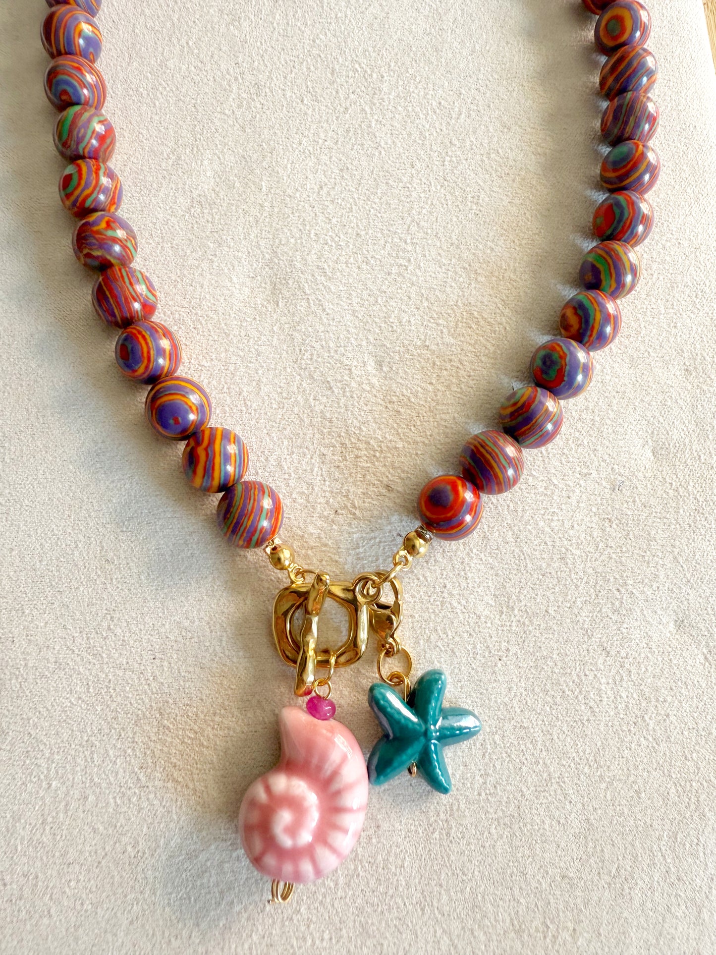 Multicolor + charms ⭐️🐚