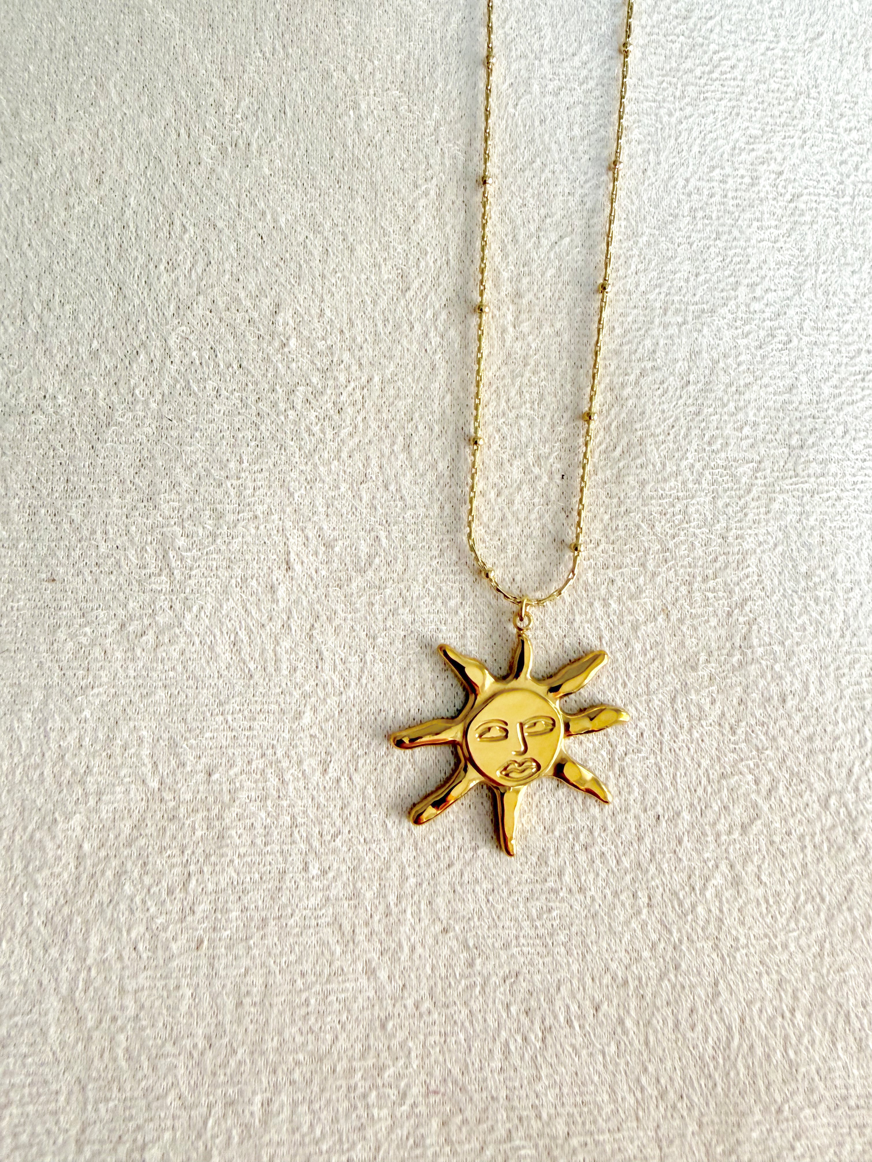 Cadena con Charm soleado🌞💫
