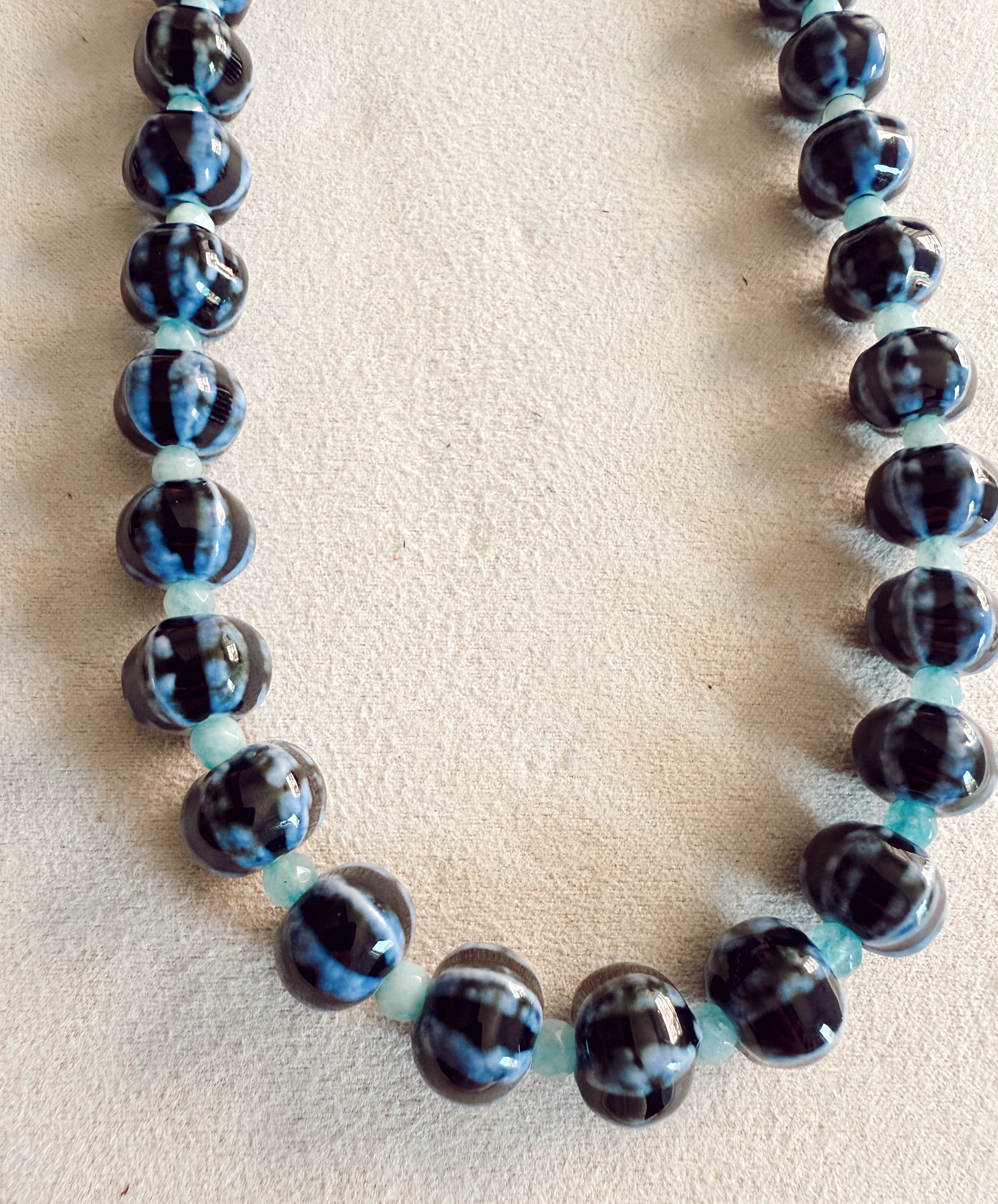 Collar de cerámica