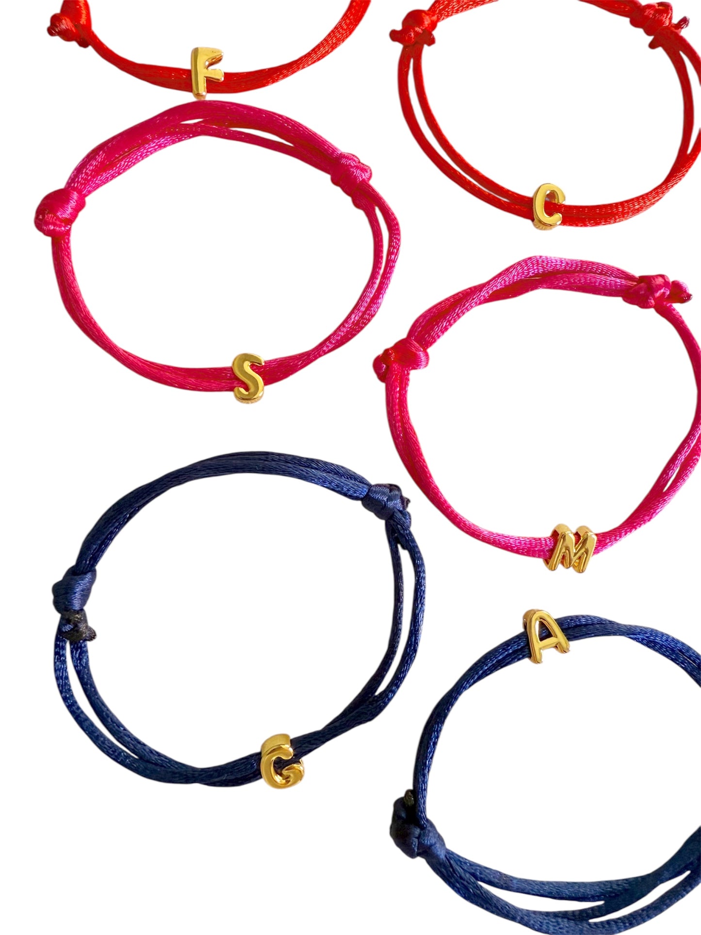 Pulseras en cola de ratón con inicial, (elige la tuya en la descripción)
