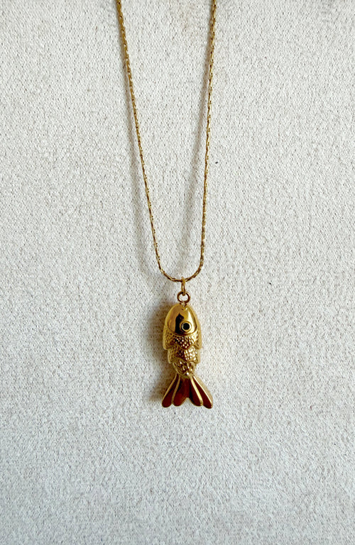 Cadena de pez en acero chapado en oro de 18k
