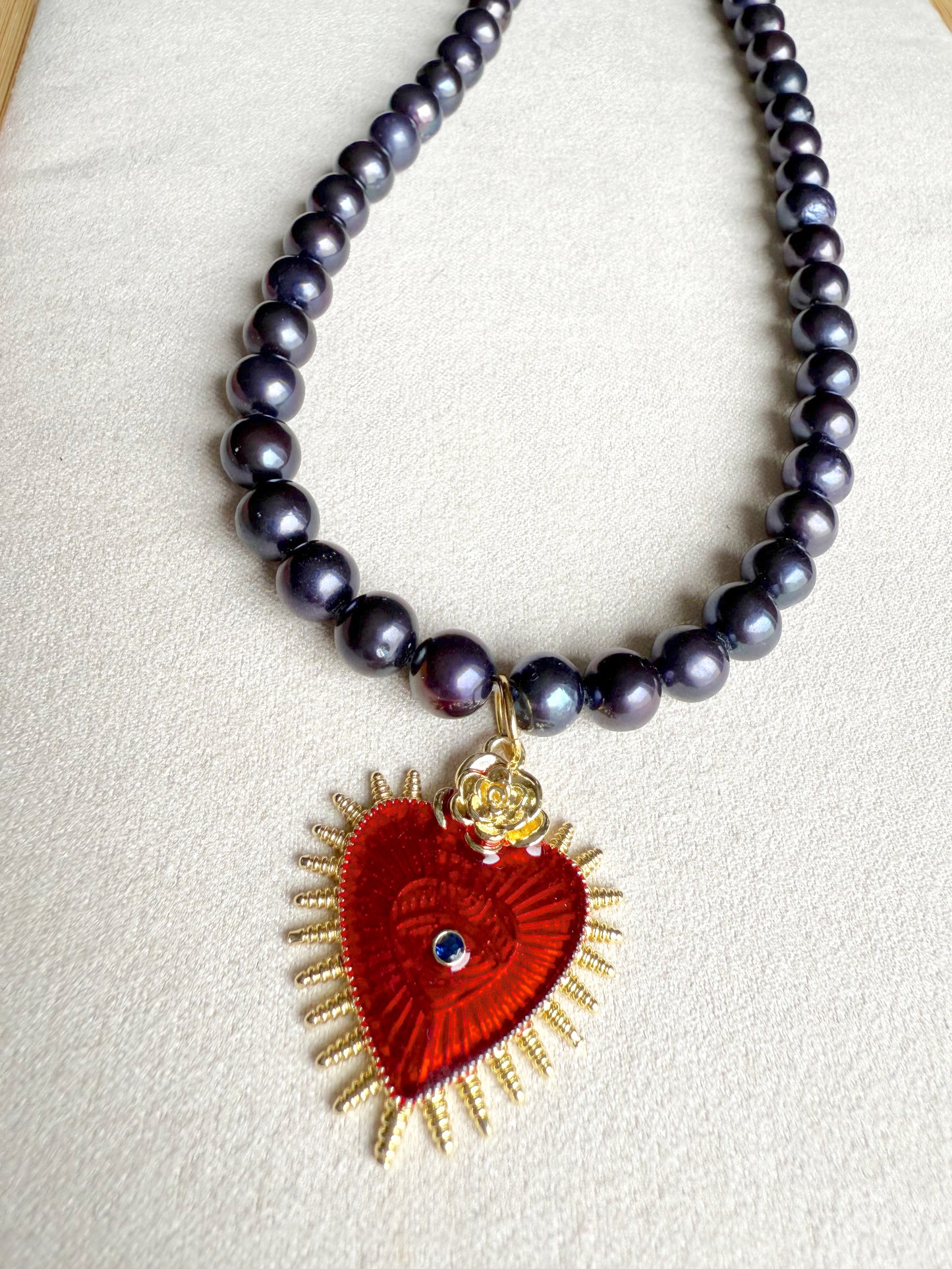 Perla morada + corazón escarlata ❤️‍🔥❤️‍🔥