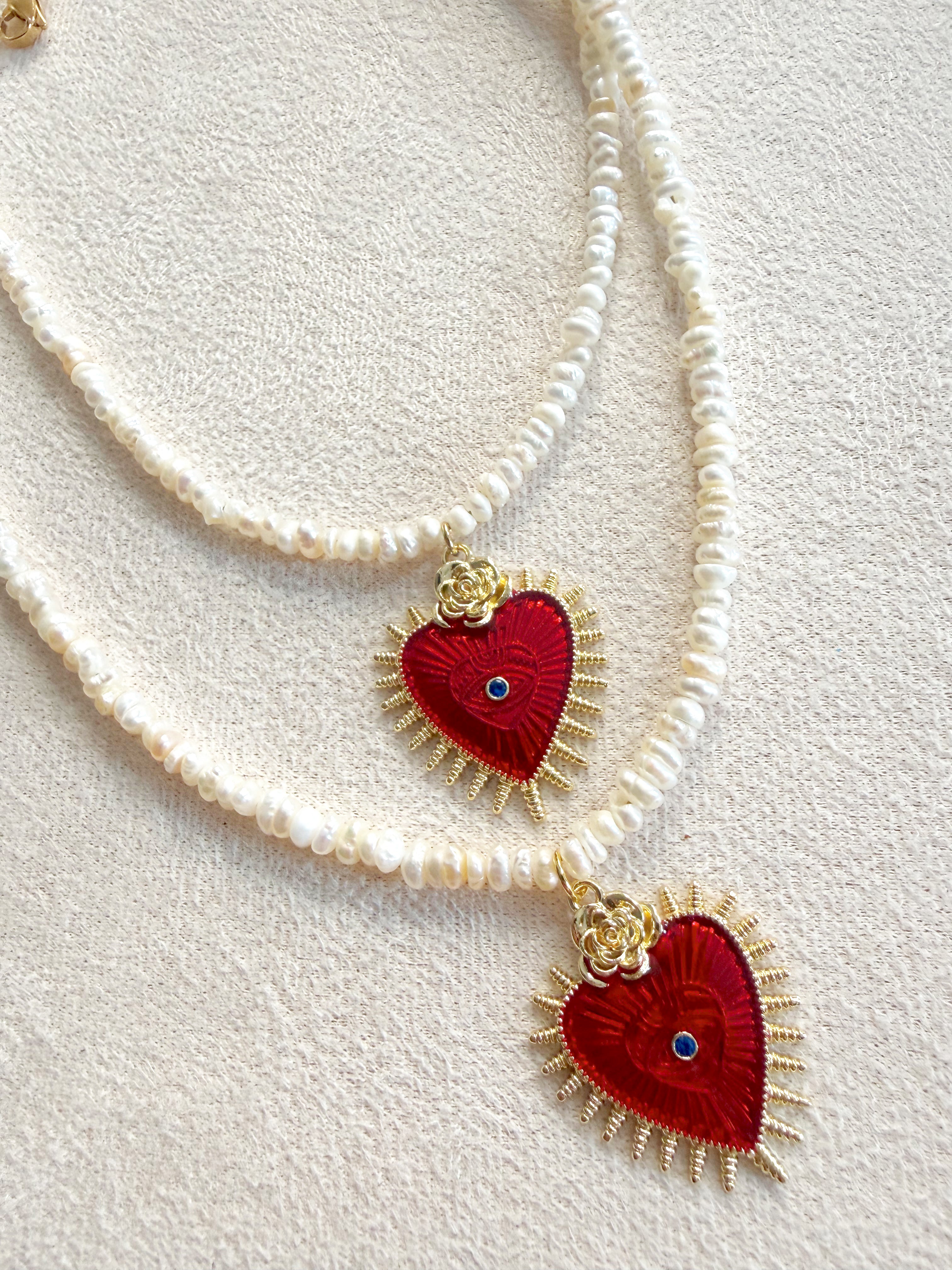 Collar perla MINI + corazón esmaltado