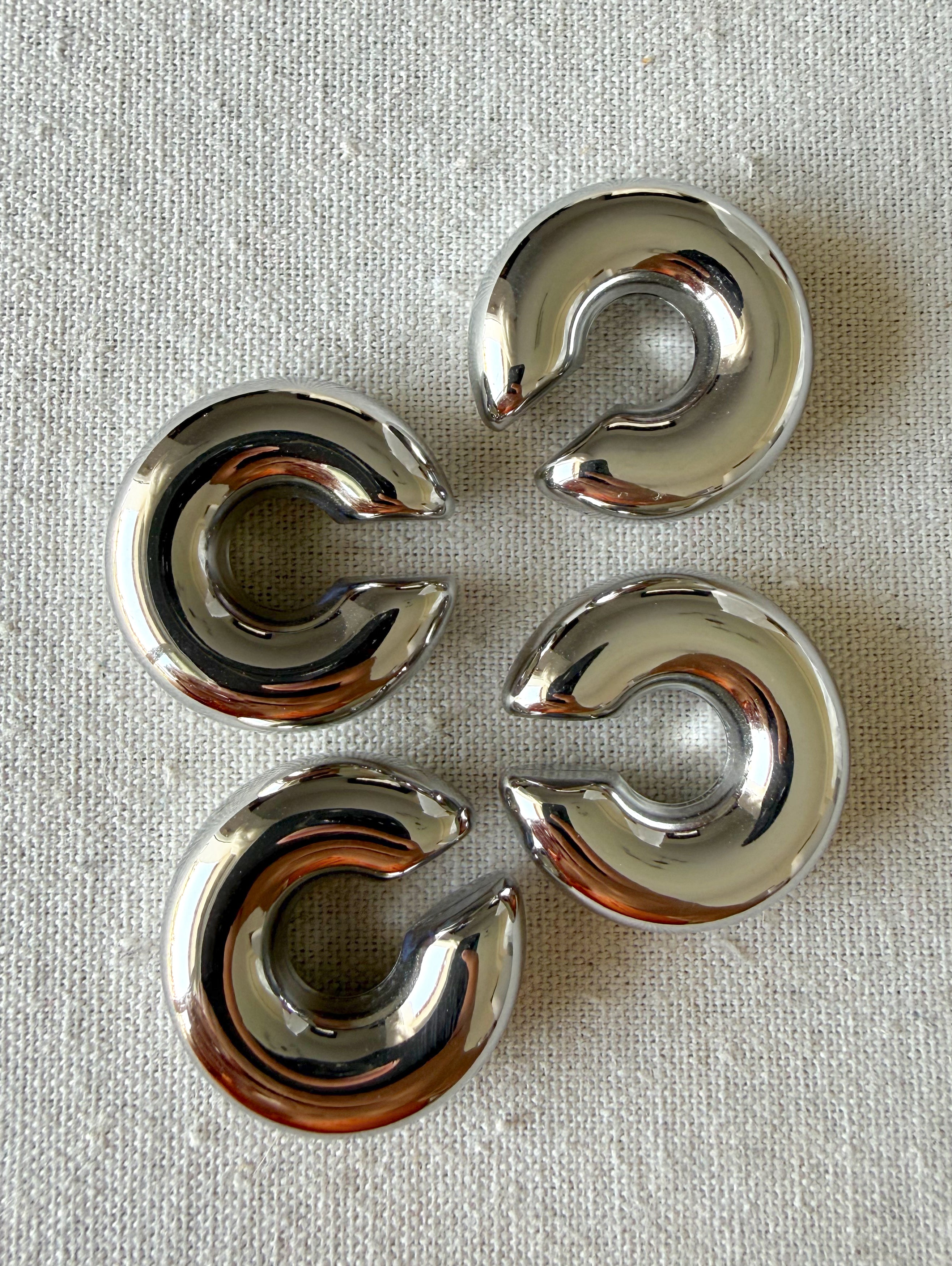 Earcuff plateado/espejo🪞
