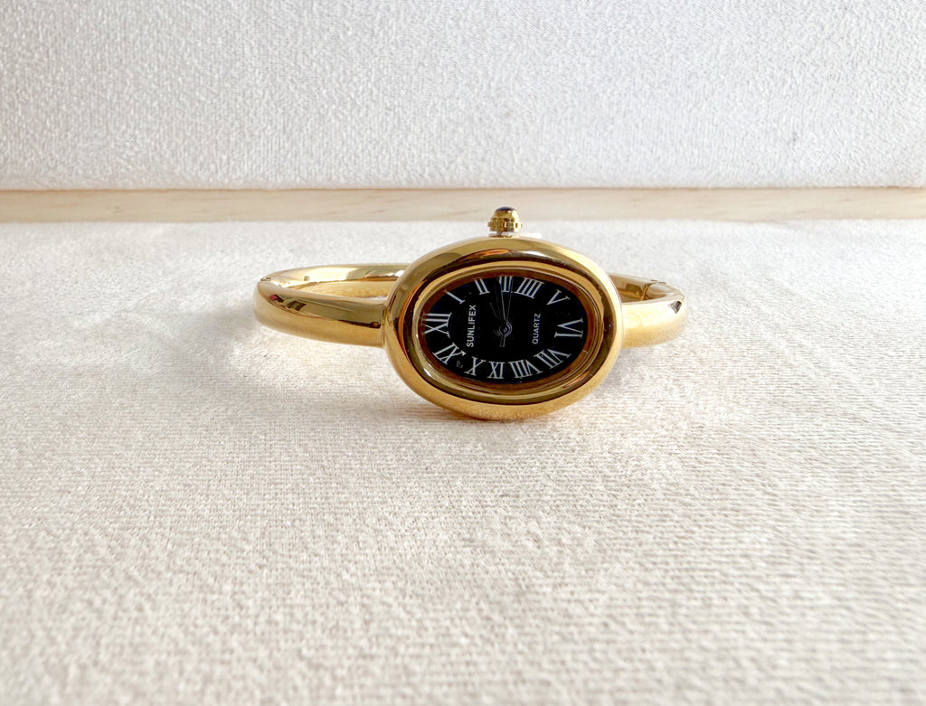 Reloj brazalete en negro