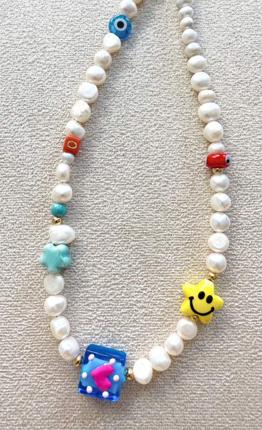 Perlas y colores (cuadro azul)