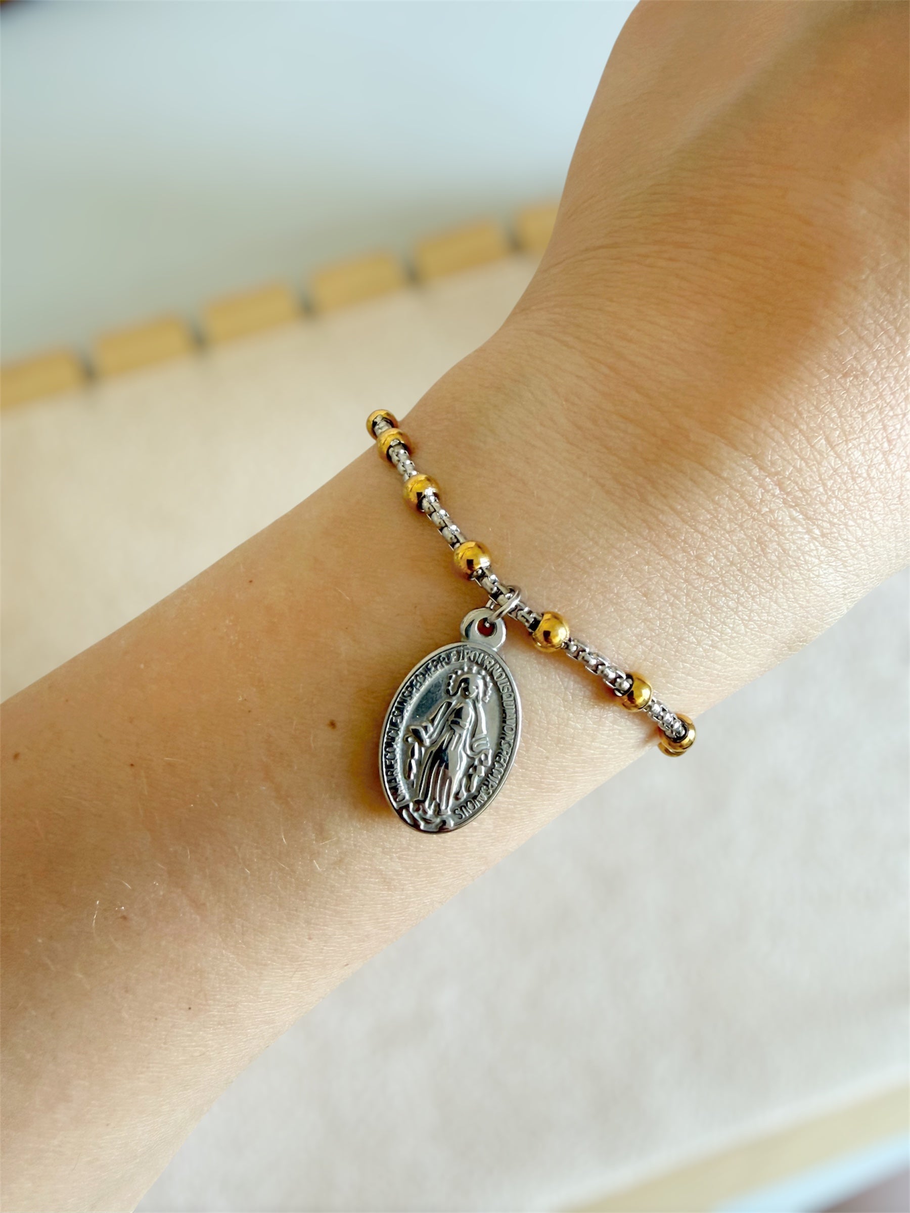 Pulsera estilo Rosario